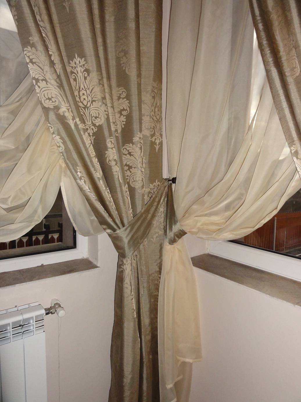 Perdele și draperii pentru livinguri și sufragerii 20