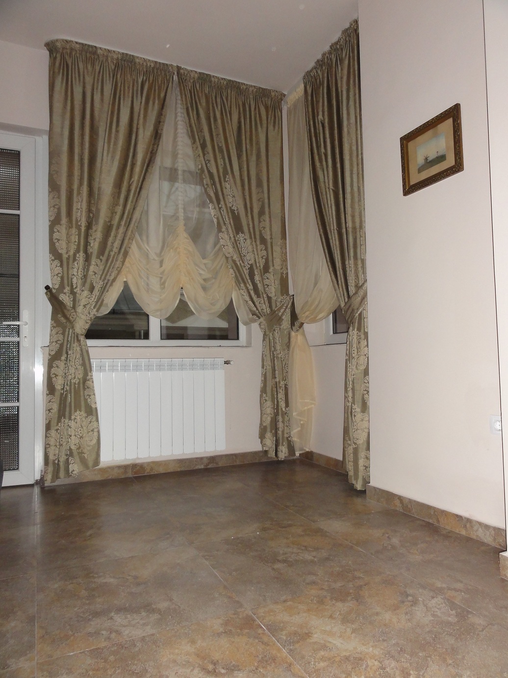 Perdele și draperii pentru livinguri și sufragerii 21
